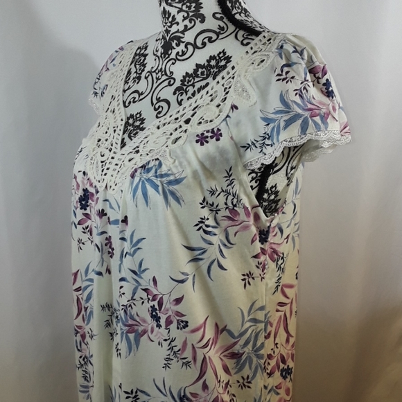 Charter Club Floral Print Nightgown with Lace - Picture 6 of 6